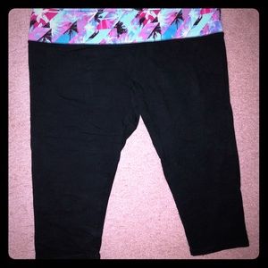 EUC. Mossimo Supply Co. cropped yoga pants